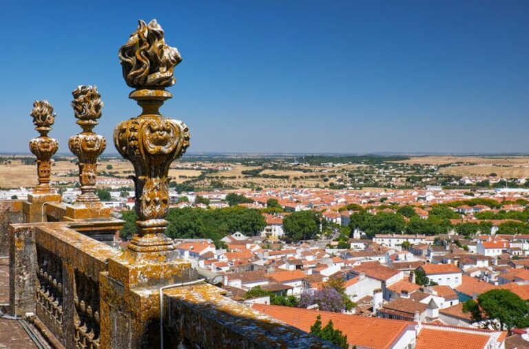 O Que Fazer Em Vora Portugal Roteiro De Um Dia Vamosporai Com