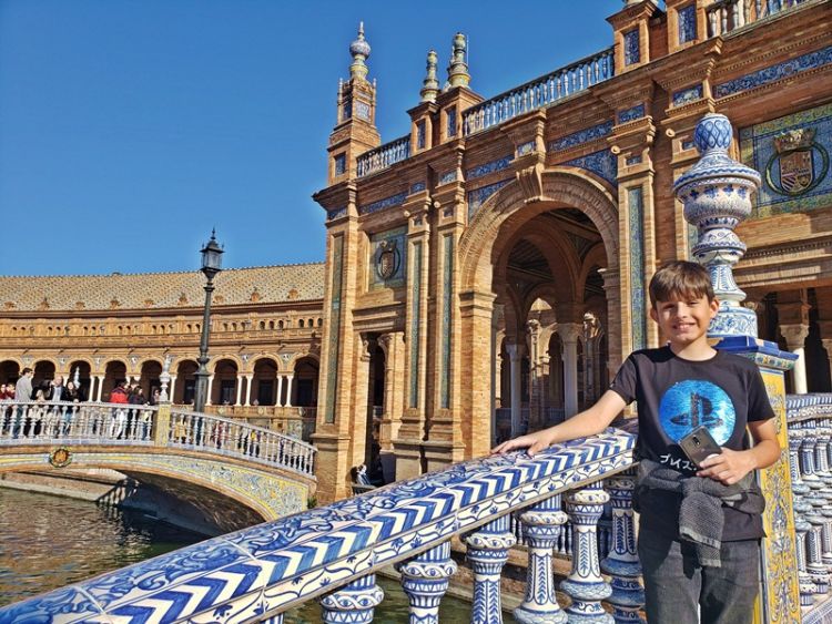 Plaza de Es­paña em Sevilha, onde começa o free tour sevilha, percurso free tuor sevilha