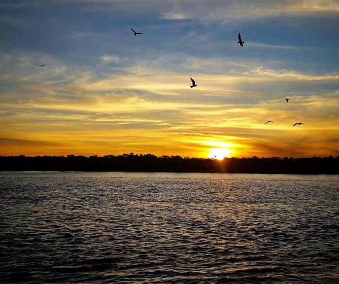 Pôr do sol no Rio Araguaia