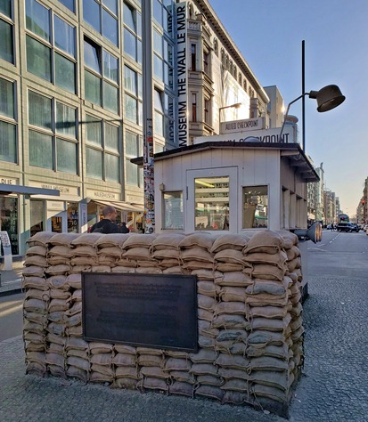 Checkpoint Charlie em Berlim, lugares históricos em Berlim, como conhecer a história de berlim