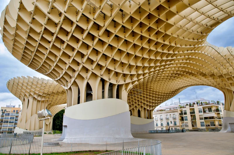 Metropol Parasol em Sevilha, uma das construções mais modernas e dos principais pontos turísticos de Sevilha.