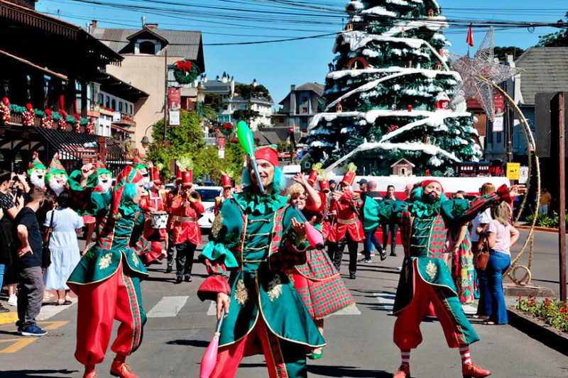 Parada de Natal no Natal Luz de Gramado, atrações gratuitas no Natal Luz de Gramado